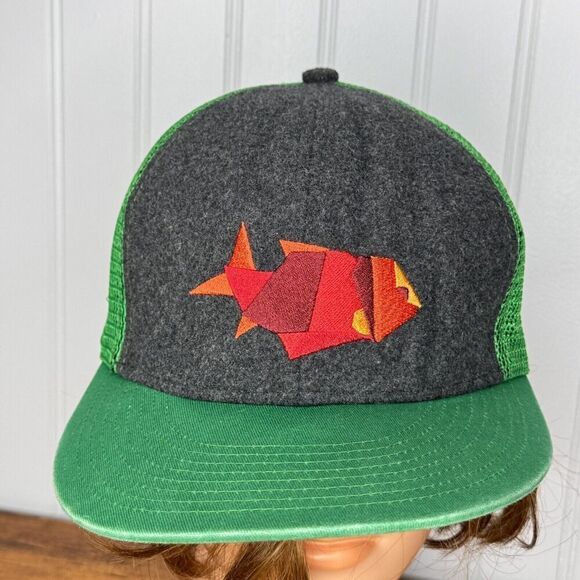 VENSE Lures Logo Fish Green Gray Baseball Mesh Back Snapback Cap Hat - Picture 1 of 10